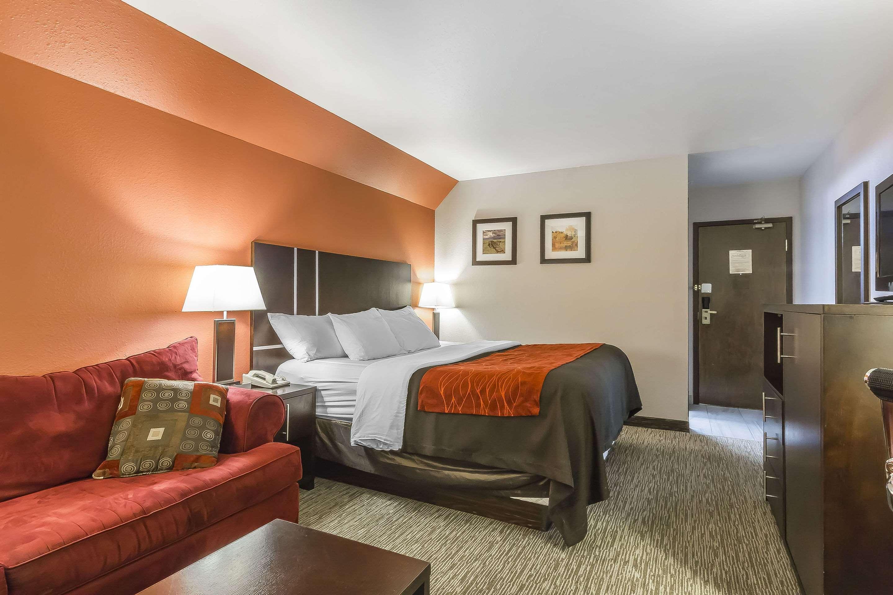 Comfort Inn & Suites Йорктън Екстериор снимка