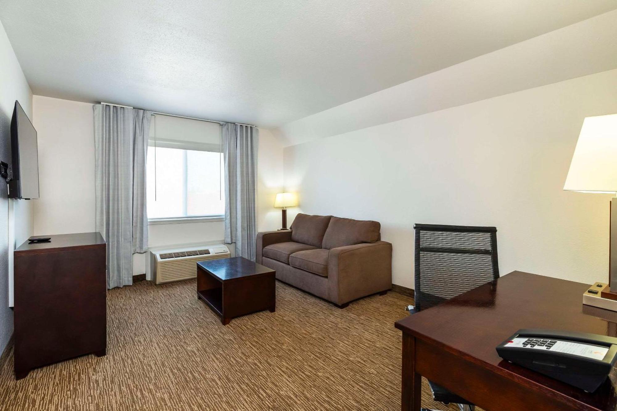 Comfort Inn & Suites Йорктън Екстериор снимка