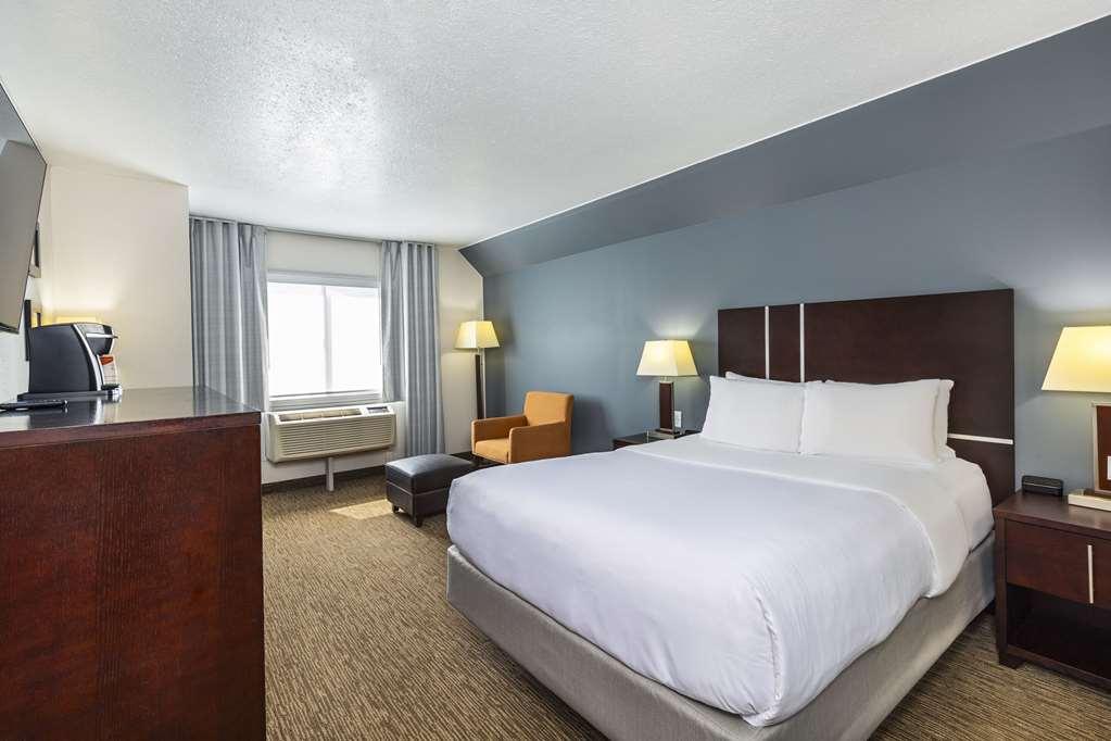 Comfort Inn & Suites Йорктън Стая снимка