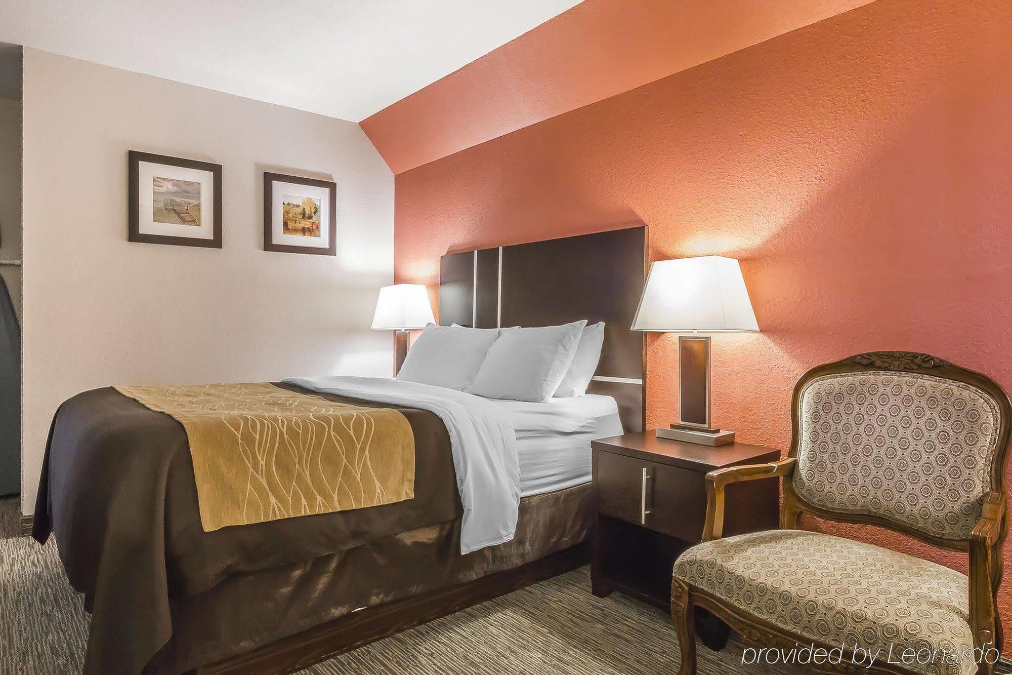 Comfort Inn & Suites Йорктън Екстериор снимка