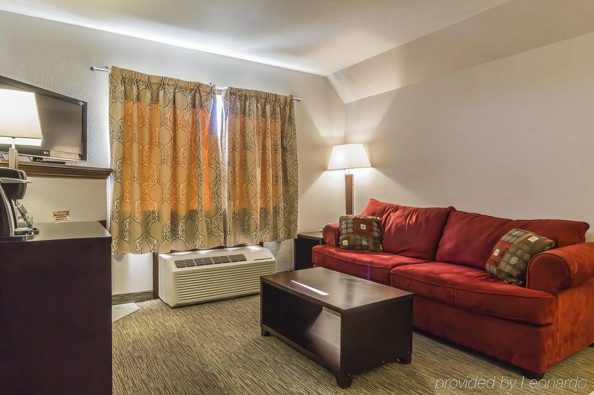 Comfort Inn & Suites Йорктън Екстериор снимка