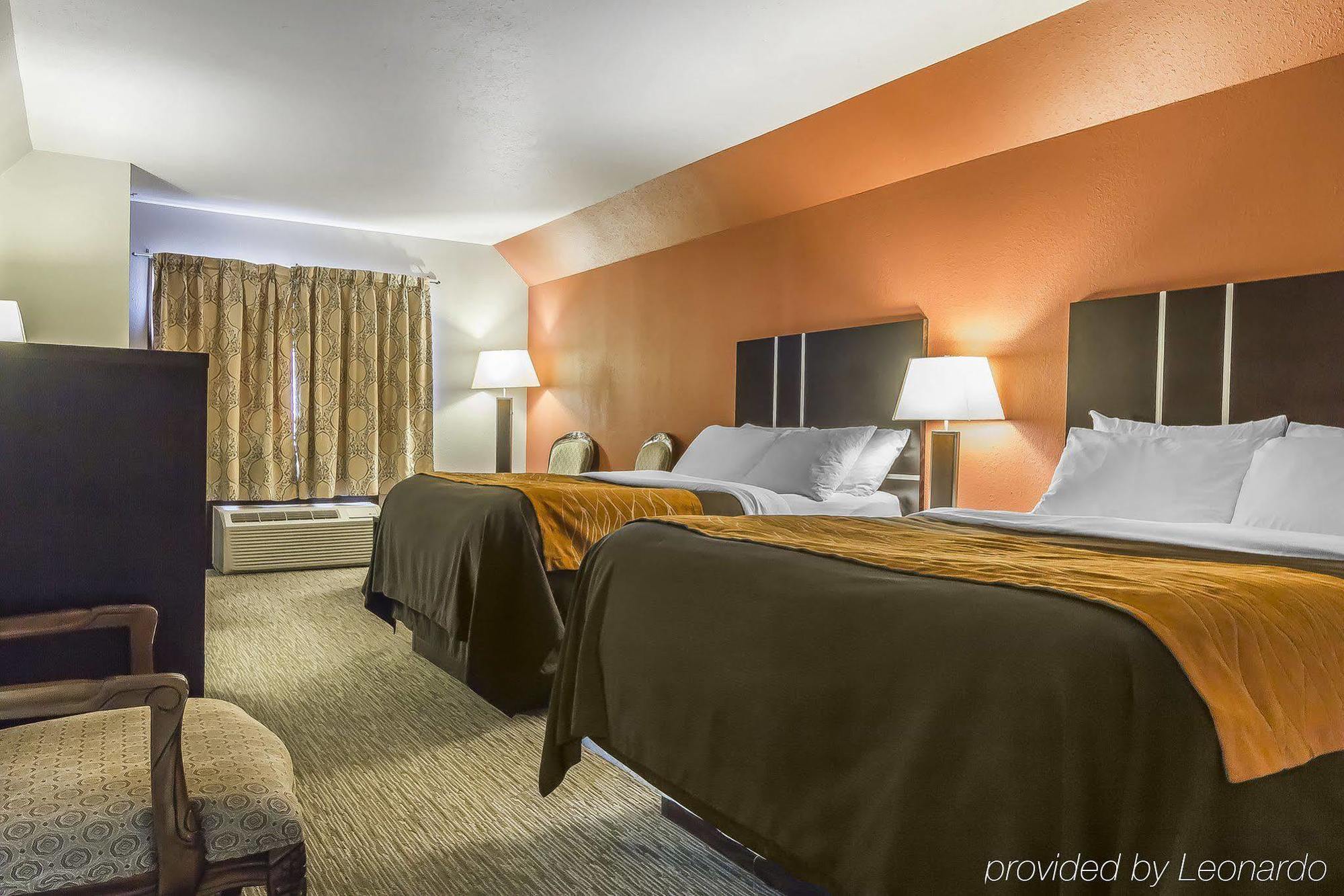 Comfort Inn & Suites Йорктън Екстериор снимка